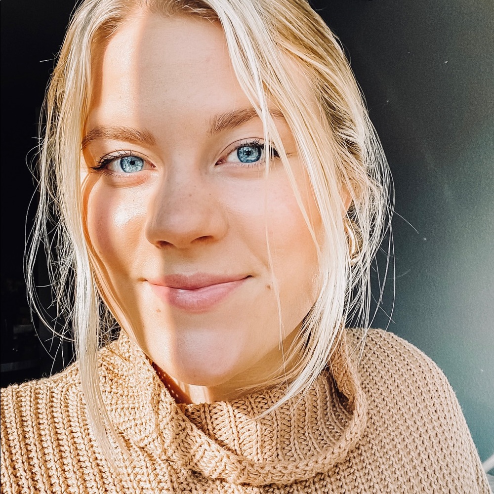 Meet your Posher, Anna